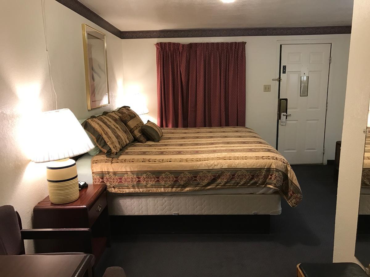 Budget Inn Of Brownfield Esterno foto
